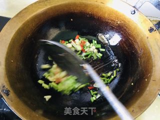炒凉粉的做法步调：3