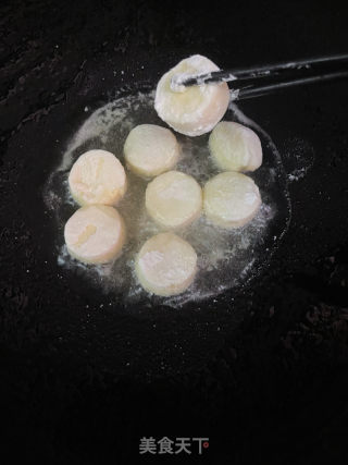 金针菇日本豆腐牛肉煲的做法步调：7