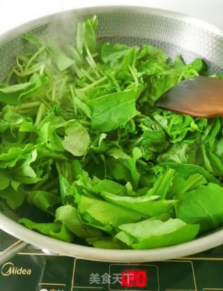 浑炒萝卜苗的做法步调：5