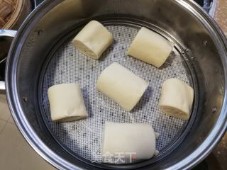 酸奶银丝卷的做法步调：8