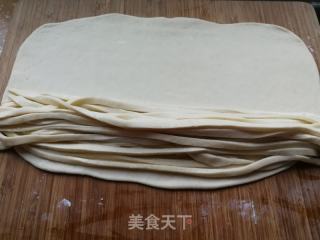 酸奶银丝卷的做法步调：6