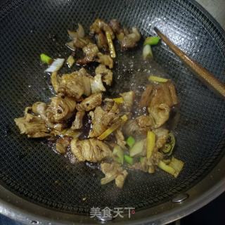 奶利剑菜花肉炖粉条的做法步调：8