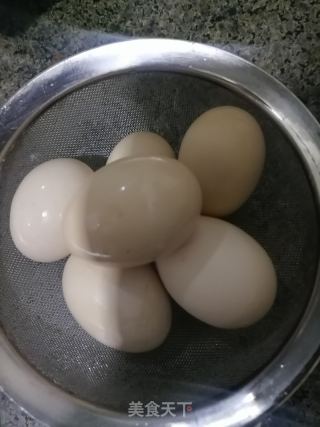 卤鸭翅的做法步调：2