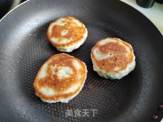 喷鼻芥菜肉馅油煎饼的做法步调：14