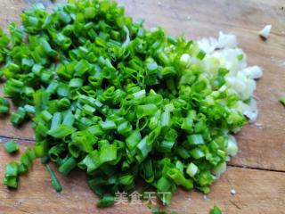 喷鼻芥菜肉馅油煎饼的做法步调：5