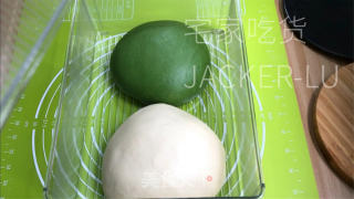 抹茶蜜豆单色吐司，色彩靓丽，温心又温胃。的做法步调：7