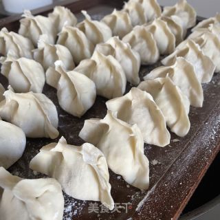 酸汤茴喷鼻饺子的做法步调：6