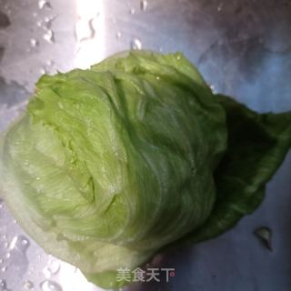 葱油西死菜的做法步调：1