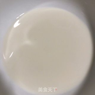 奶喷鼻排叉煎饼的做法步调：1