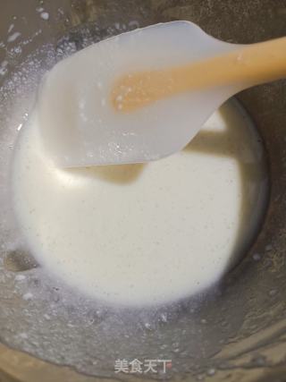 六微暇戚风蛋糕的做法步调：3