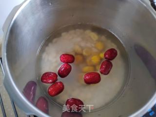 板栗藊豆白枣粥的做法步调：2