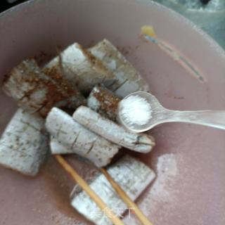 家常烧带鱼的做法步调：2