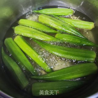春葵煎牛排的做法步调：3