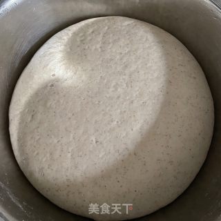 齐麦萝卜粉条豆腐包的做法步调：1