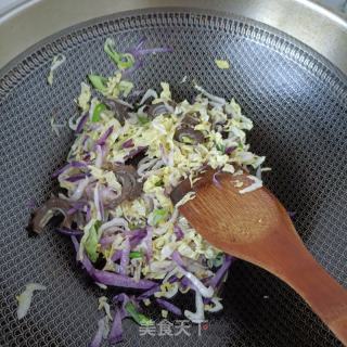 奶利剑菜炒海参的做法步调：9