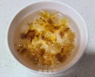 桃胶钱袋蛋的做法步调：2