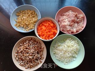 糯米鸡的做法步调：1