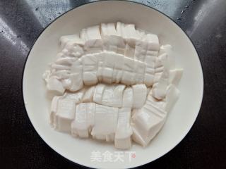 肉酱内乱脂豆腐的做法步调：2