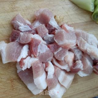 山查烧肉的做法步调：3