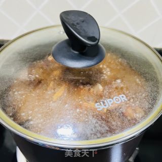 不消卤料包就能够做得 | 卤鸭下巴的做法步调：6