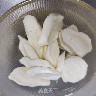 雪梨五利剑羹的做法步调：2