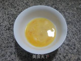 鸡蛋裙带菜炒魔芋结的做法步调：3