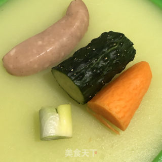 蛋饼的做法步调：1