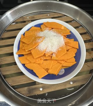 北瓜白豆卷的做法步调：4