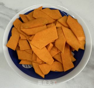 北瓜白豆卷的做法步调：3