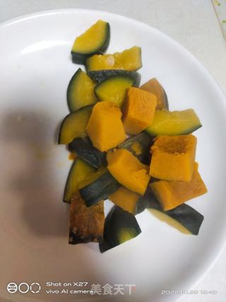 鸡腿拌西蓝花北瓜沙推的做法步调：2