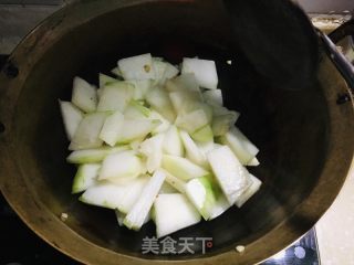 家常炖冬瓜的做法步调：2