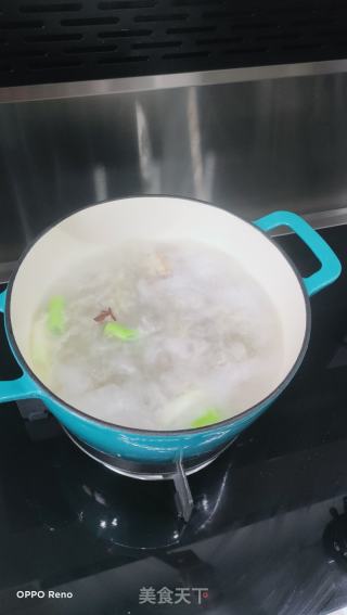 心蘑鸡汤的做法步调：8