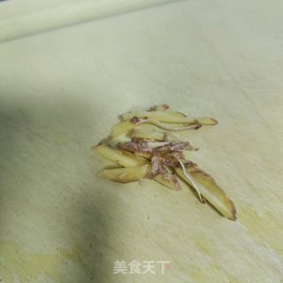 五花肉焖喷鼻芋的做法步调：3