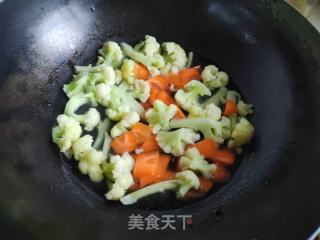 利剑灼花菜的做法步调：4