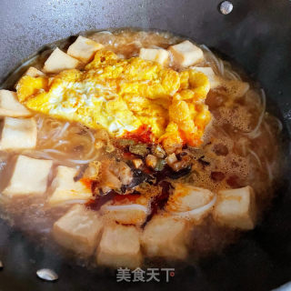 煎蛋螺蛳粉的做法步调：6