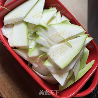 葫芦片炒鸡蛋的做法步调：3