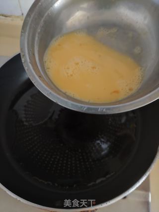 虾仁蛋炒饭的做法步调：5