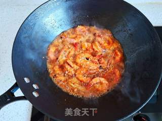 青椒焖虾的做法步调：8