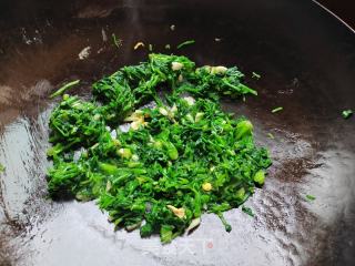 菠菜炒蛋的做法步调：7