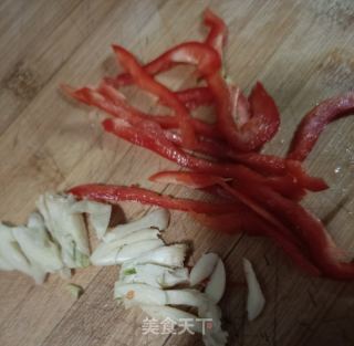 肉丝炒薄皮椒的做法步调：6