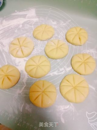 玉米里收里饼的做法步调：8