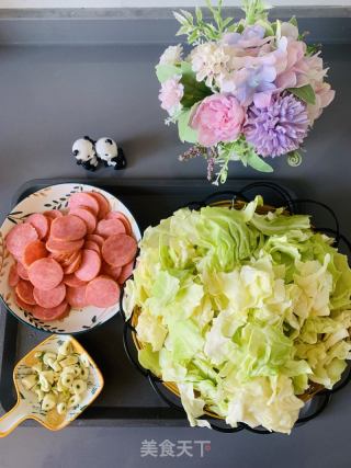 水腿脚撕包菜的做法步调：2
