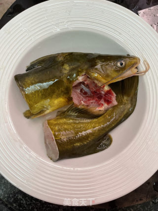 豆腐炖黄骨鱼的做法步调：3