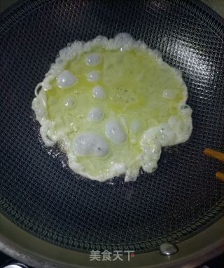 鹿茸菇韭菜炒鸡蛋的做法步调：11