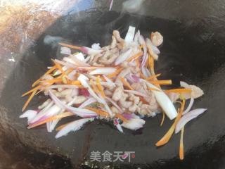 肉丝炒饼的做法步调：8