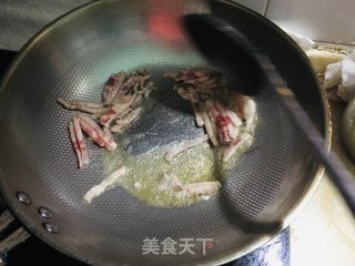 芹菜炒肉丝的做法步调：3
