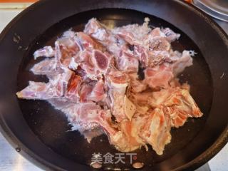 麻辣羊蝎子的做法步调：3