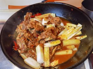 麻辣羊蝎子的做法步调：27