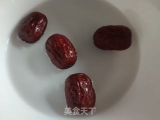 胡萝卜山药玉米排骨汤的做法步调：5