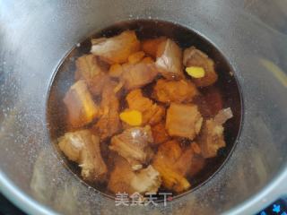 萝卜花菜烧排骨的做法步调：3